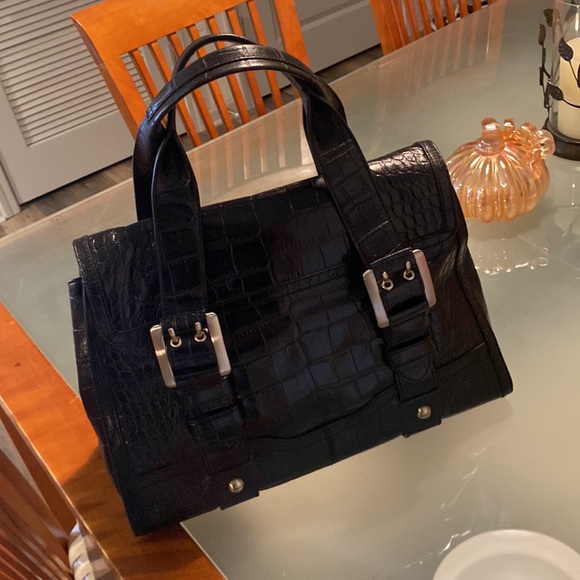Like New! Large Maxx New York croco embossed leather bag. - Picture 4 of 10